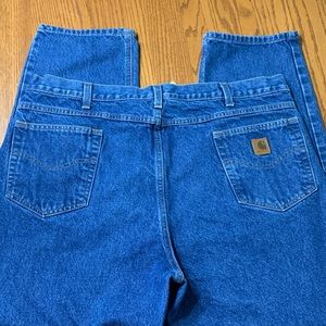 Men’s Carhartt jeans in size 44x30.